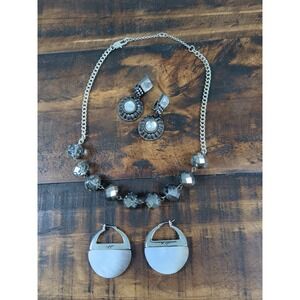 Matching Necklace & Earrings, Grey Beaded, Silver‎ Pendants